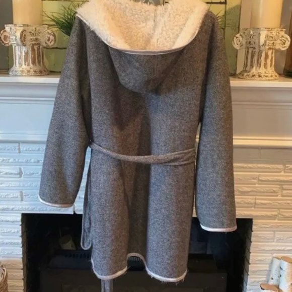 Anthropologie Pure + Good Sherpa Gray Cozy Hooded Reversible Jacket Robe M/L - Picture 1 of 5